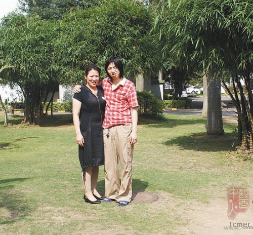自闭症患儿调查:他们被称作冰箱里的孩子