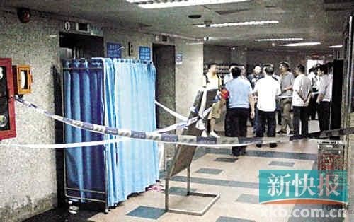 深圳女护士遭电梯夹头 目击者称颈部动脉被扯断