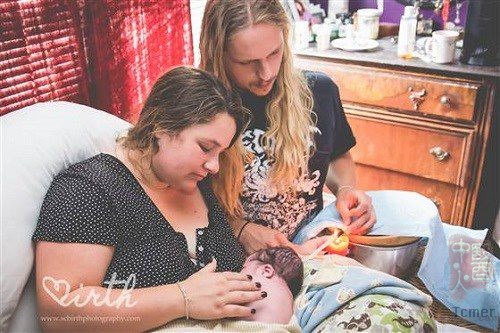 �����������С������ն���������ܴٽ�ĸӤ����