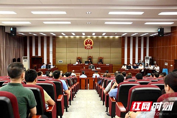 湖北8人涉嫌组织出卖人体器官 尿毒症患者46万买肾