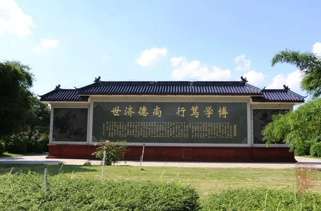 说明: 南方医科大学毕业生去哪儿了?71.8%留广东,月薪5380 元 说明: 南方医科大学毕业生去哪儿了?71.8%留广东,月薪5380 元