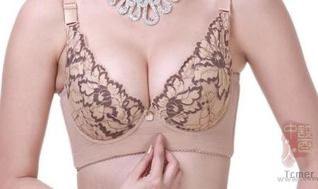 女人有副乳怎么办 巧用妙招轻松消灭副乳