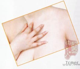 乳房按摩 乳房按摩