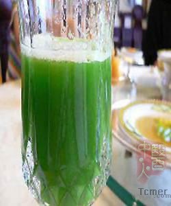 黄瓜食疗方:榨汁喝可以治疗口腔溃疡